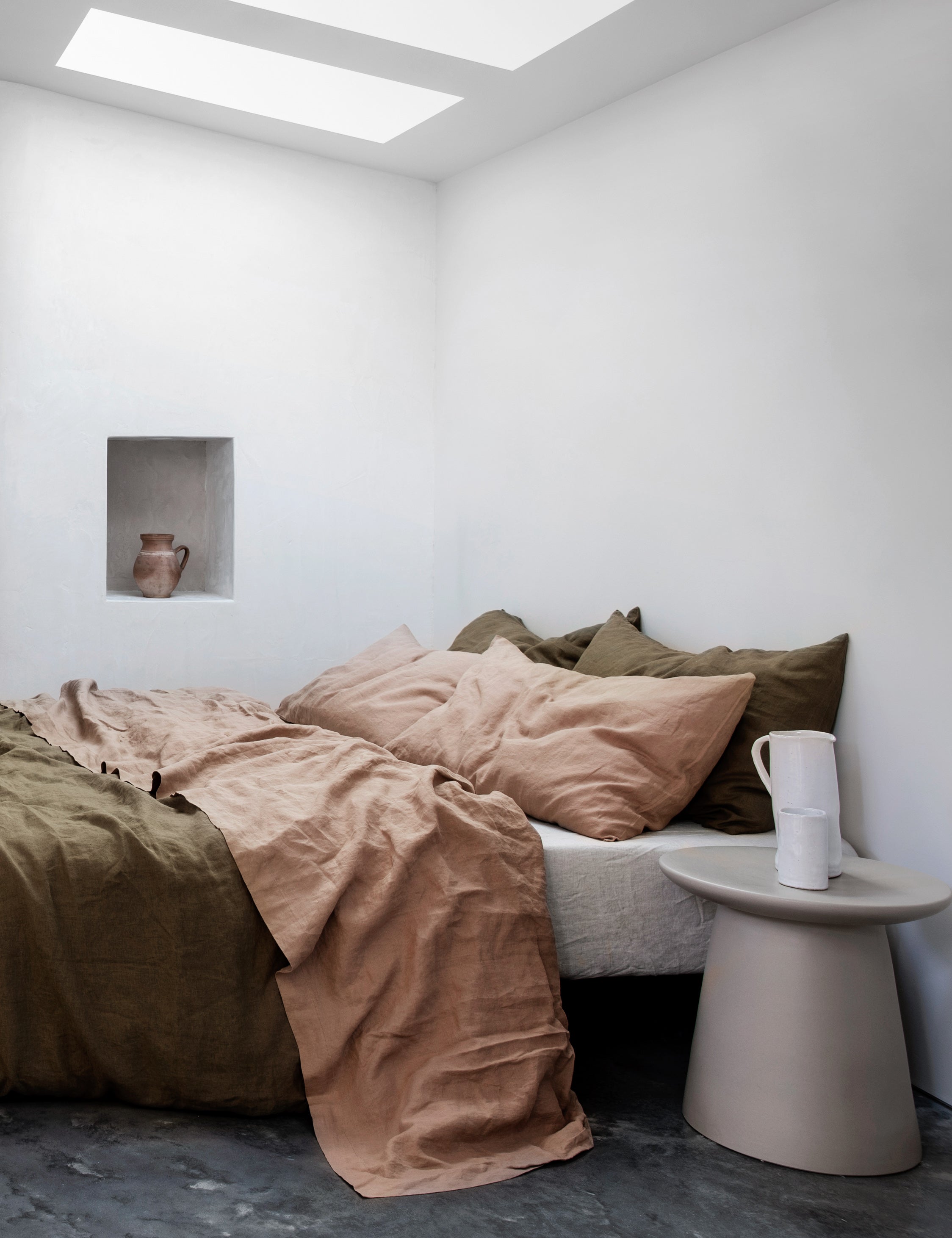 European Flax Linen Pillowcases (Set of 2) by Cultiver